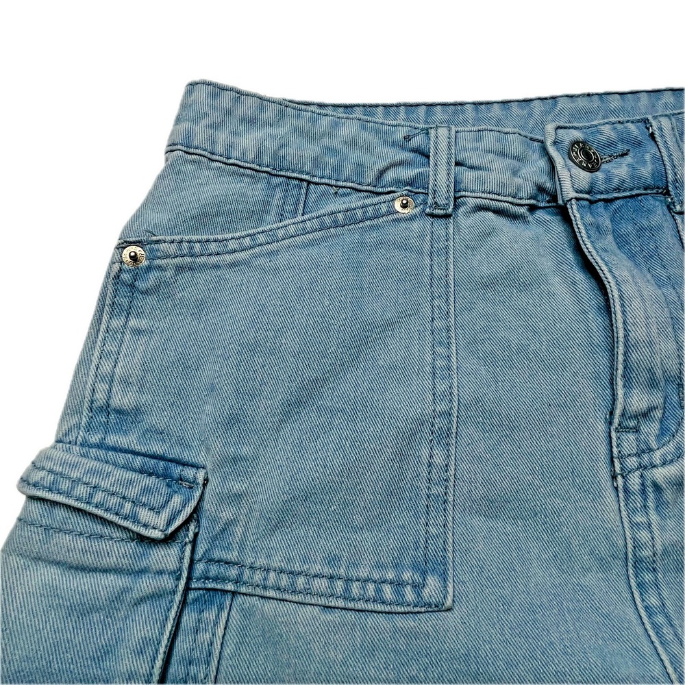 Women's Light Wash Denim Cargo Mini Skirt Utility Pocket Y2K Size 14 Waist 28" - Picture 3 of 13